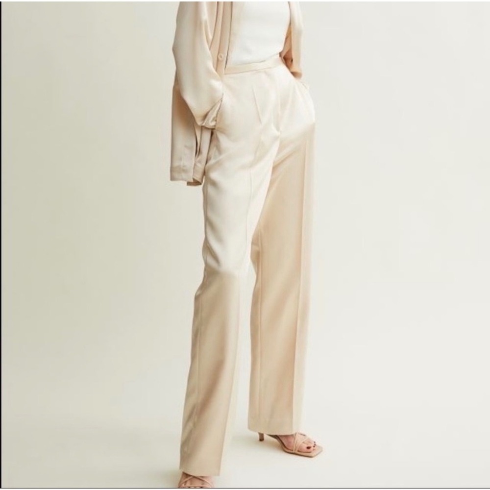 H&M Light Beige Straight Leg Satin Pants w/ Creases Size 8 NWOT